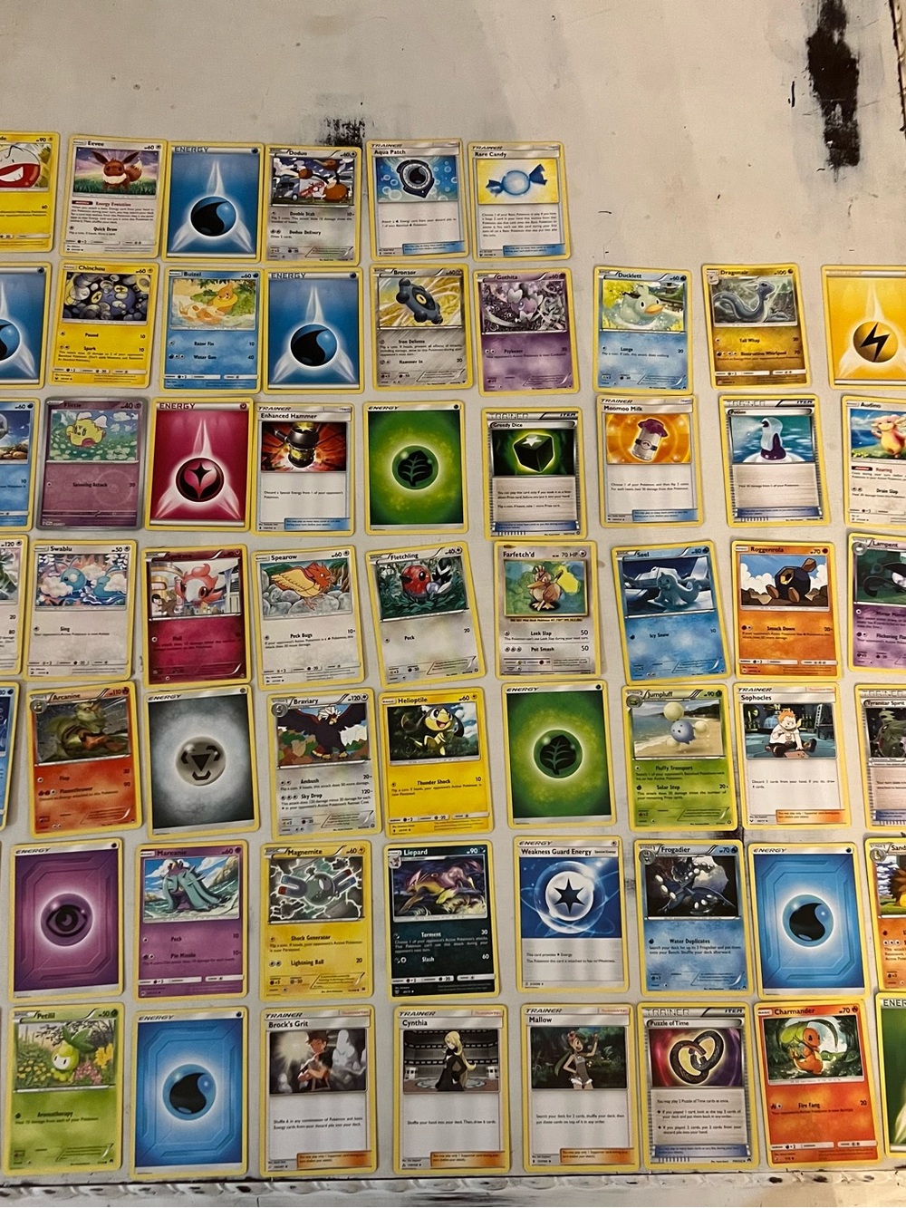 Pokémon Trading Card Game Assorted 60 Cards - Mixed MP to NM